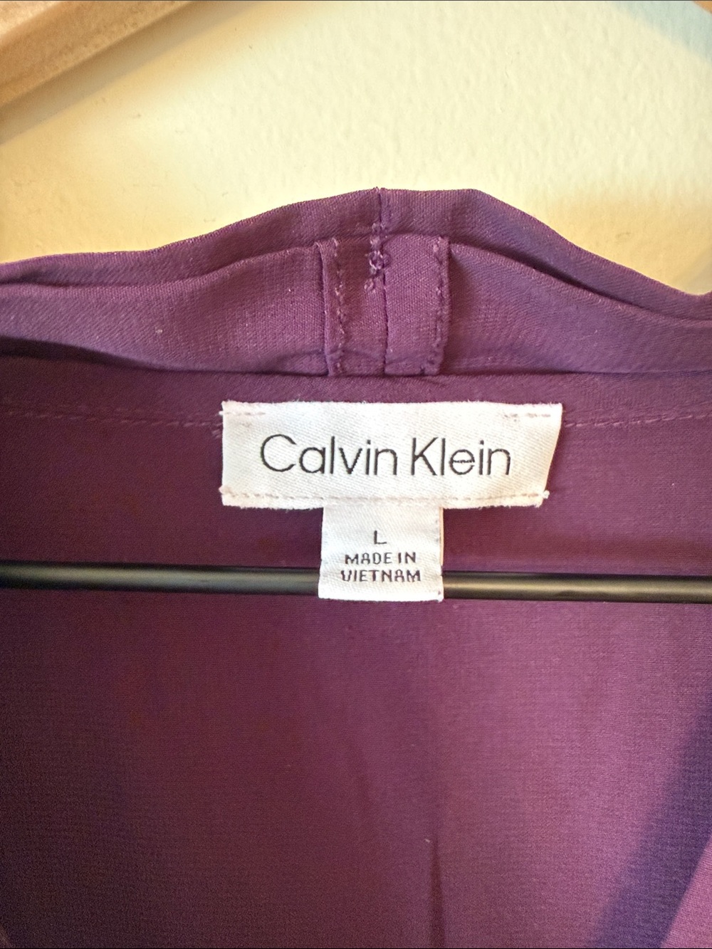 CALVIN KLEIN Deep Purple V-Neck Short Sleeve Blouse - Picture 2 of 9